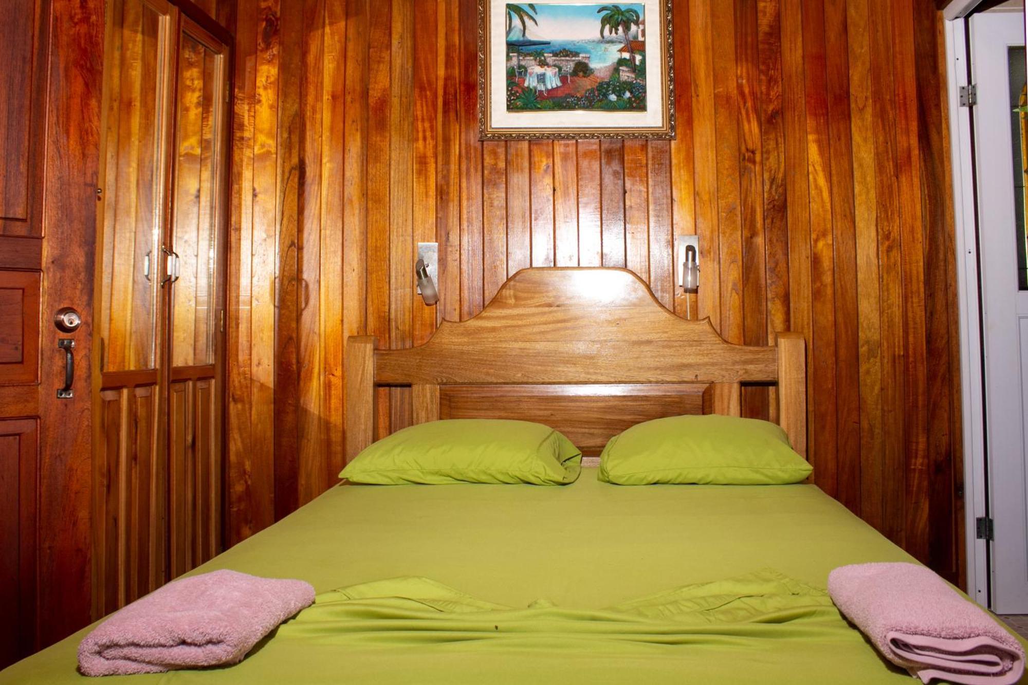 Bastimentos Hill Guest House Bocas del Toro Pokoj fotografie